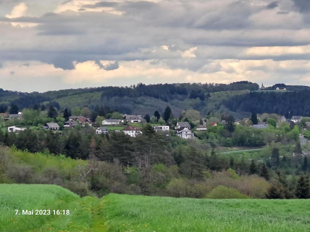 Haus - Pantenburg Manderscheid Exteriér fotografie